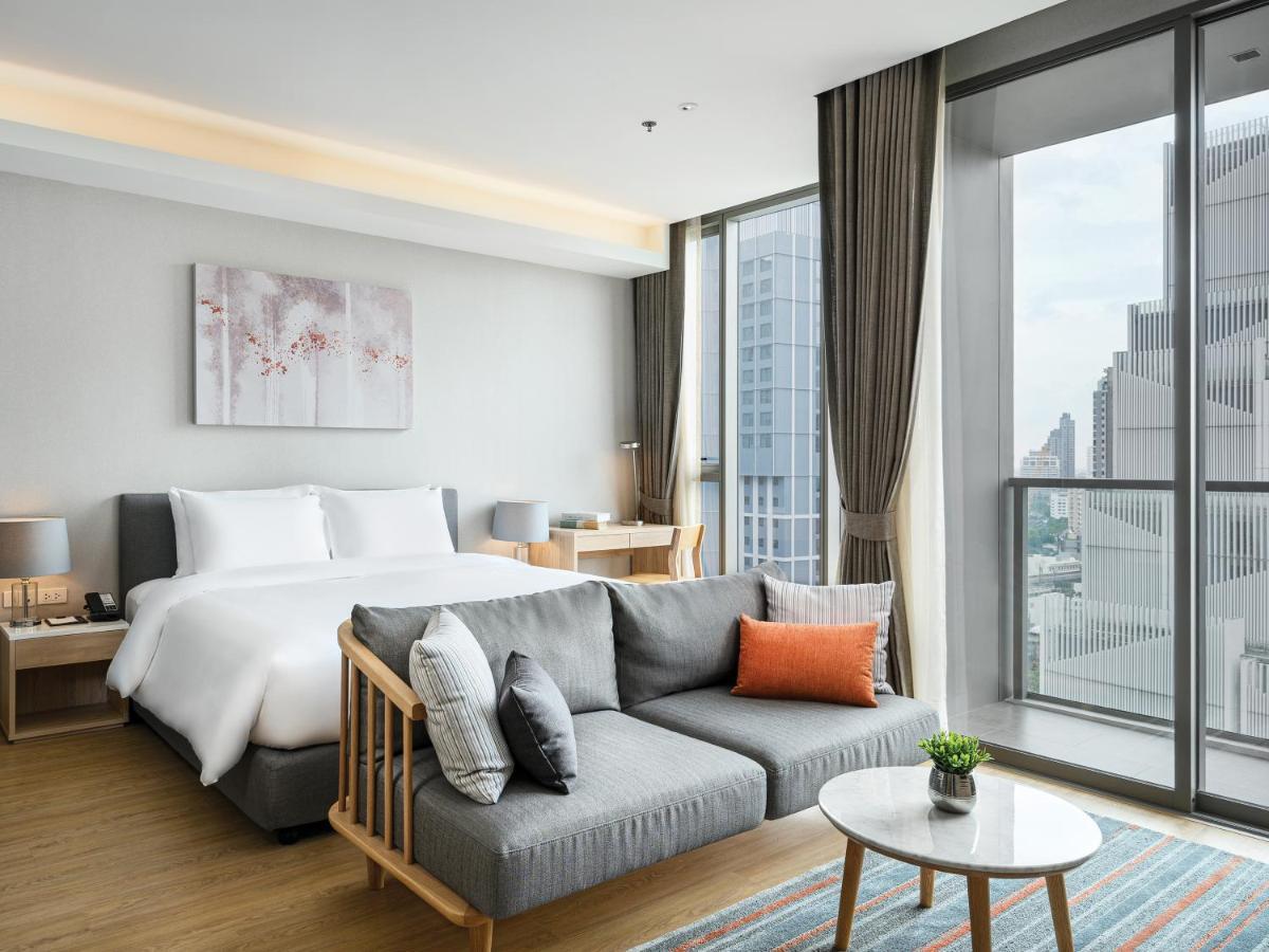 Oakwood Suites Bangkok Eksteriør billede Deluxe Room