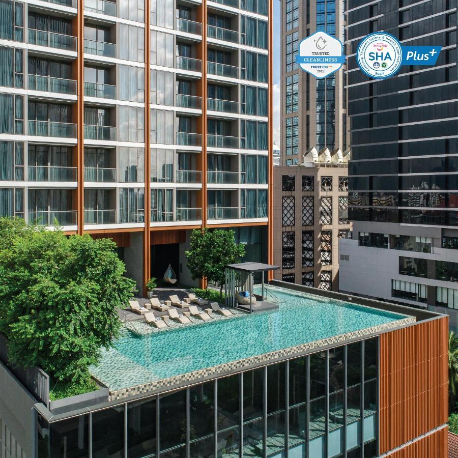 Oakwood Suites Bangkok Eksteriør billede The rooftop pool
